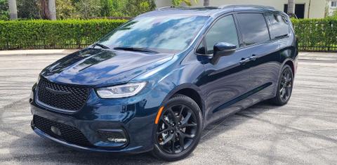 Chrysler Pacifica 2023