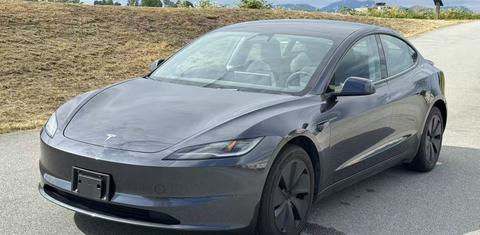 Tesla Model 3 2024