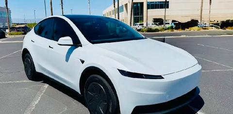Tesla Model Y 2026