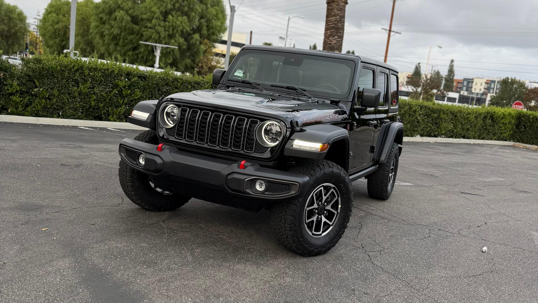 Jeep Wrangler 2025 in Los Angeles, CA