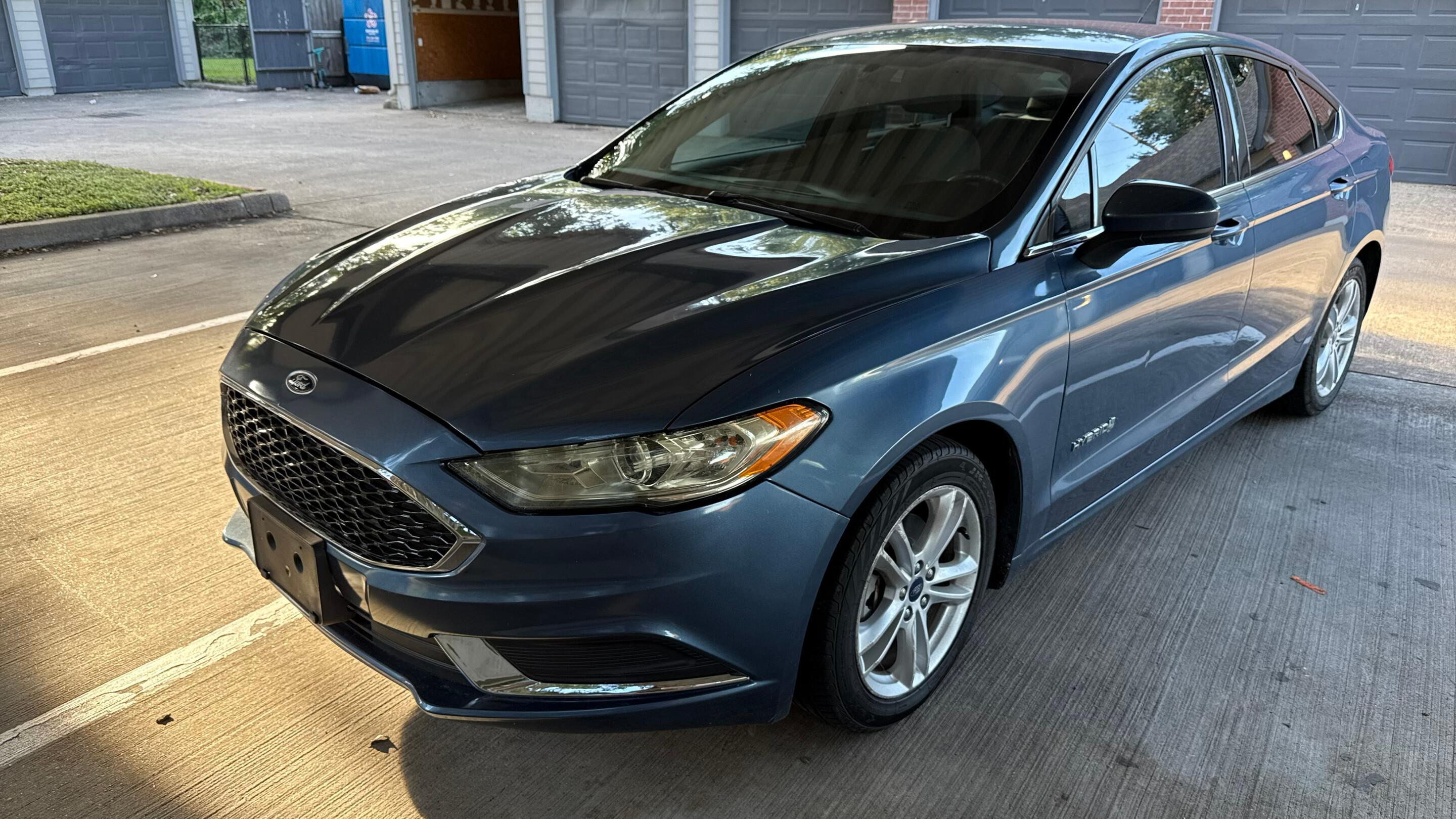 Ford Fusion Hybrid 2018 in 