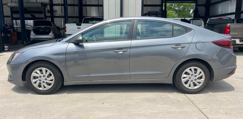 Hyundai Elantra 2019