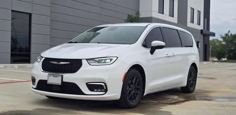 Chrysler Pacifica 2023