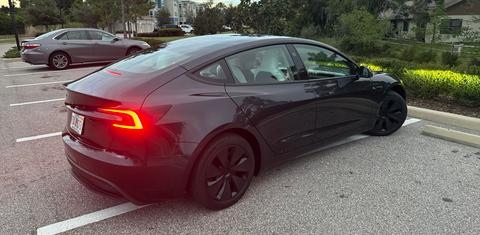 Tesla Model 3 2025