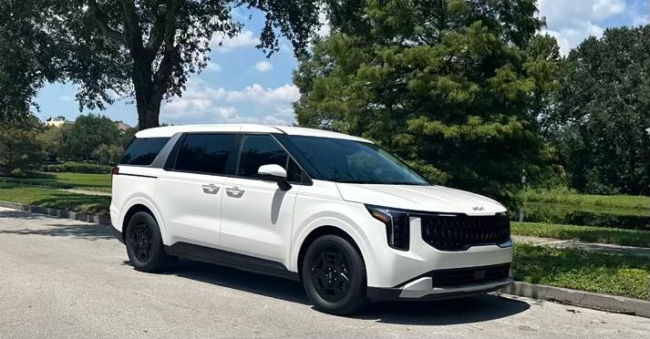 Kia Carnival 2026 in Orlando, FL