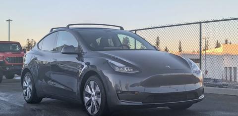 Tesla Model Y 2021