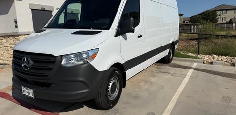 Mercedes-Benz Sprinter Crew 2026