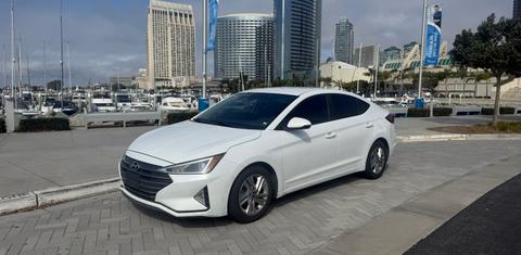 Hyundai Elantra 2019