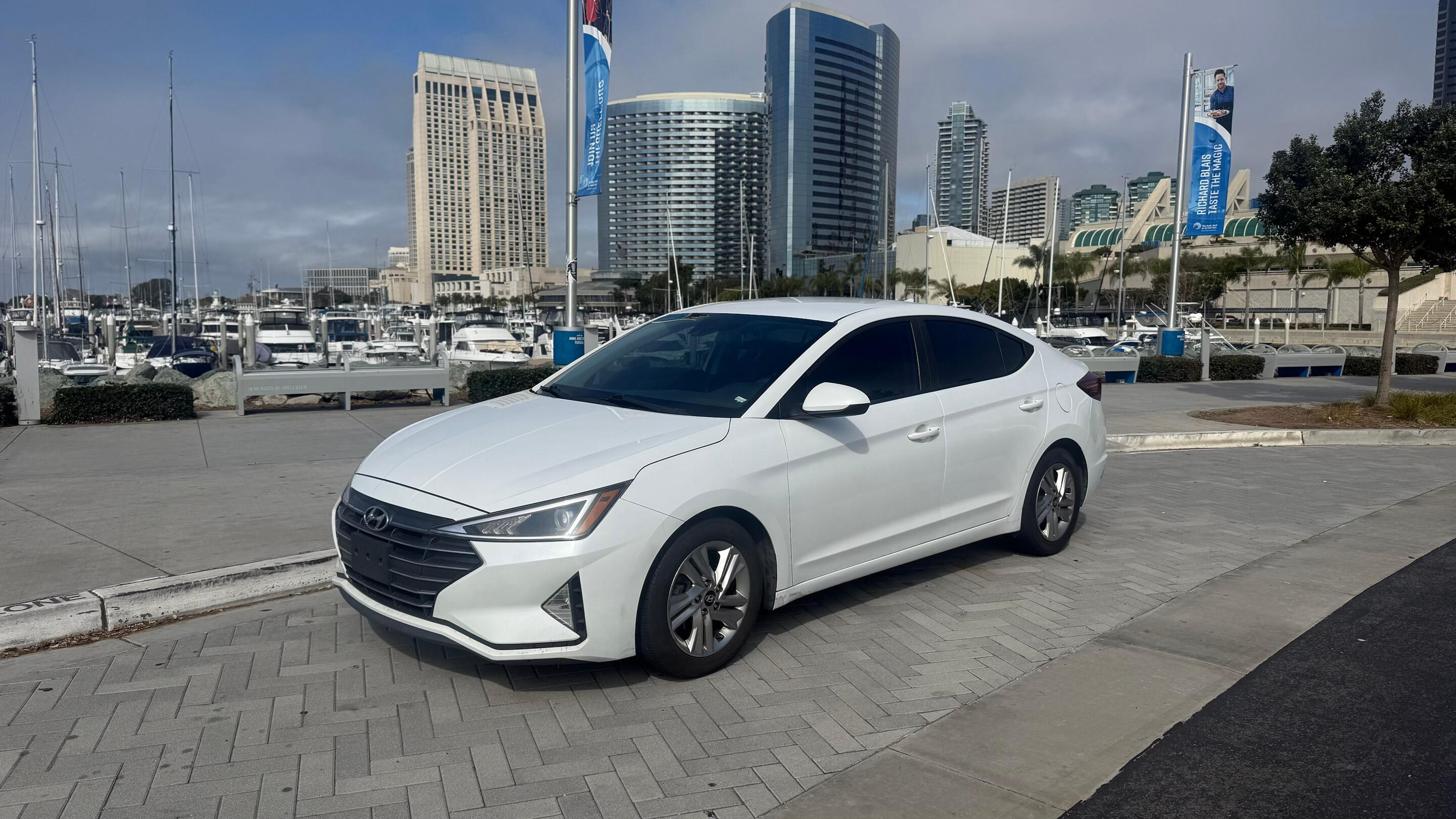 Hyundai Elantra 2019 in 