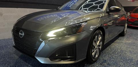 Nissan Altima 2024