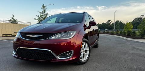 Chrysler Pacifica 2017