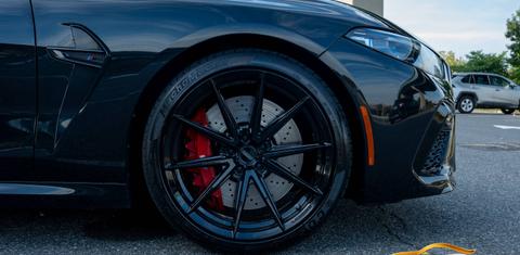 BMW M8 2023