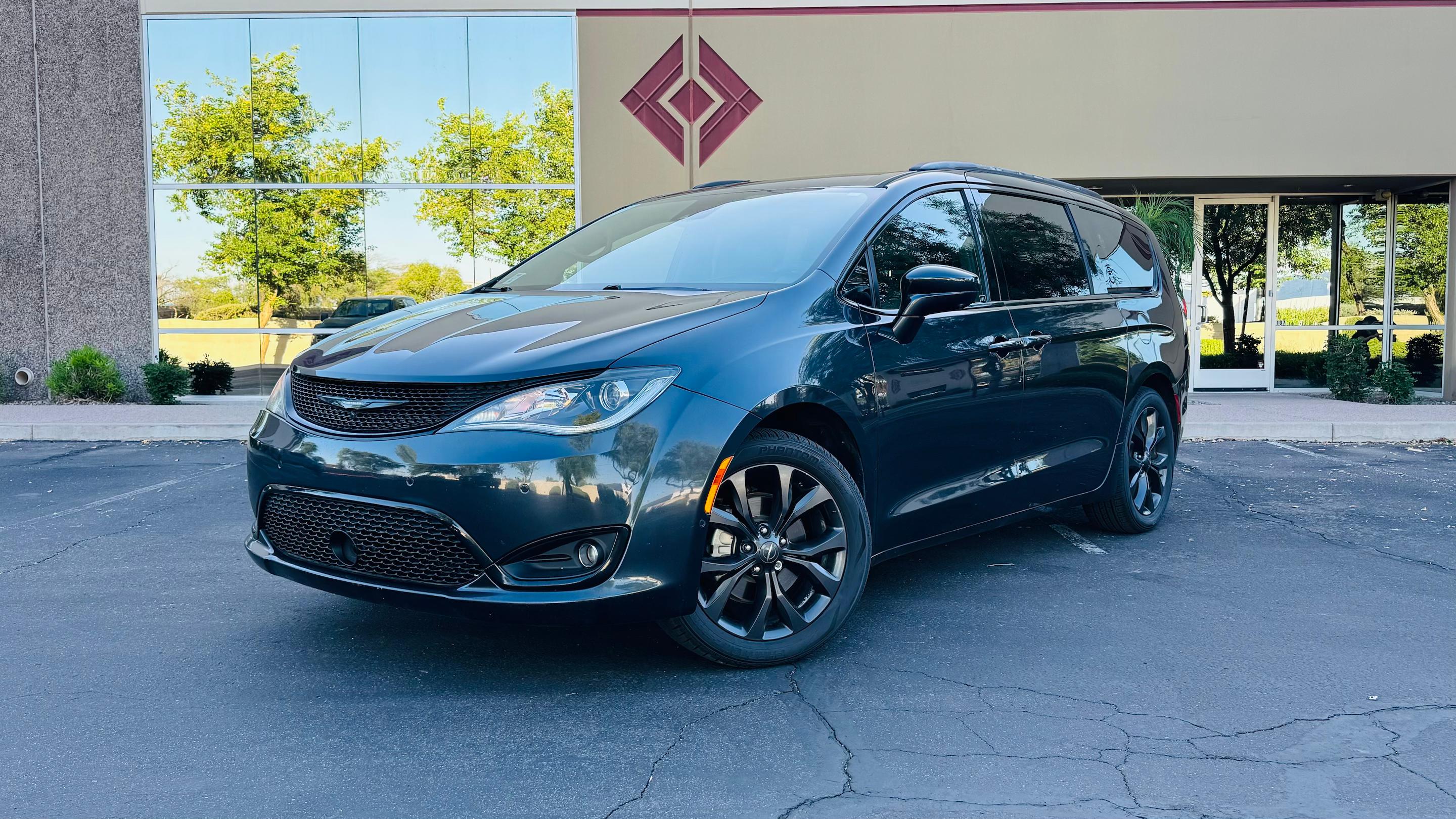 Chrysler Pacifica 2019 in 