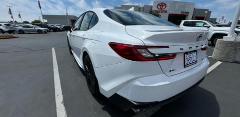 Toyota Camry Hybrid 2025