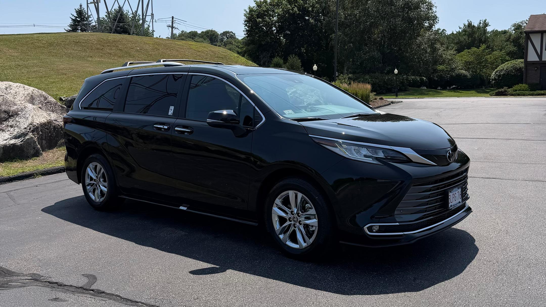 Toyota Sienna 2026 in Everett, MA