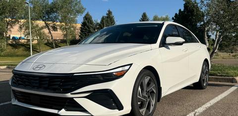 Hyundai Elantra 2025
