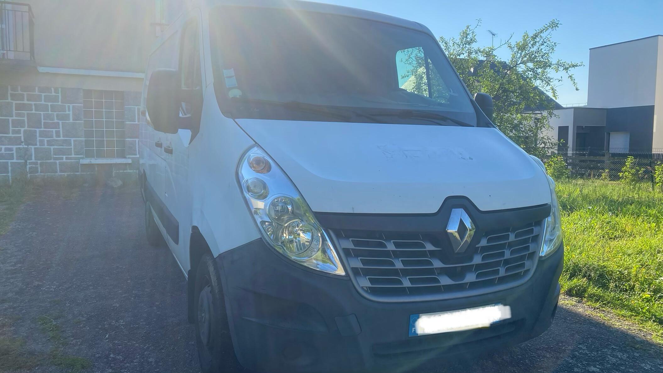 Renault MASTER III 2017 à Chartres-de-Bretagne