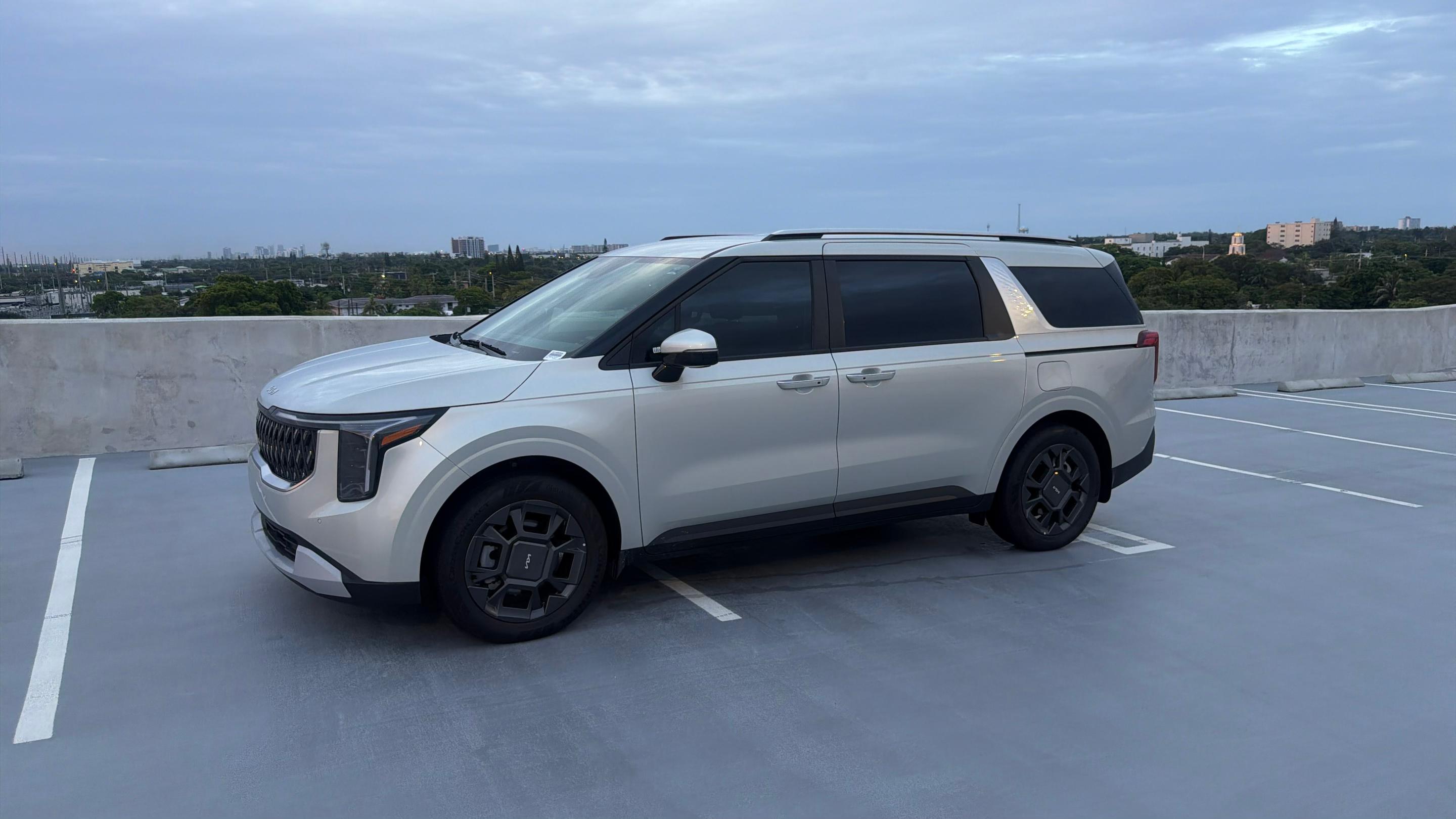Kia Carnival Hybrid 2026 in Fort Lauderdale, FL