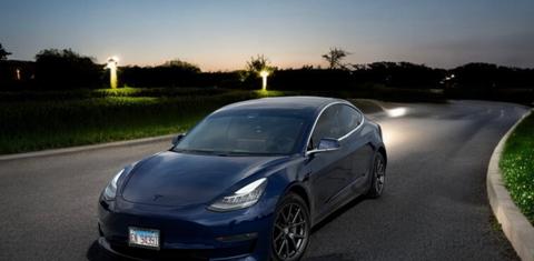 Tesla Model 3 2018