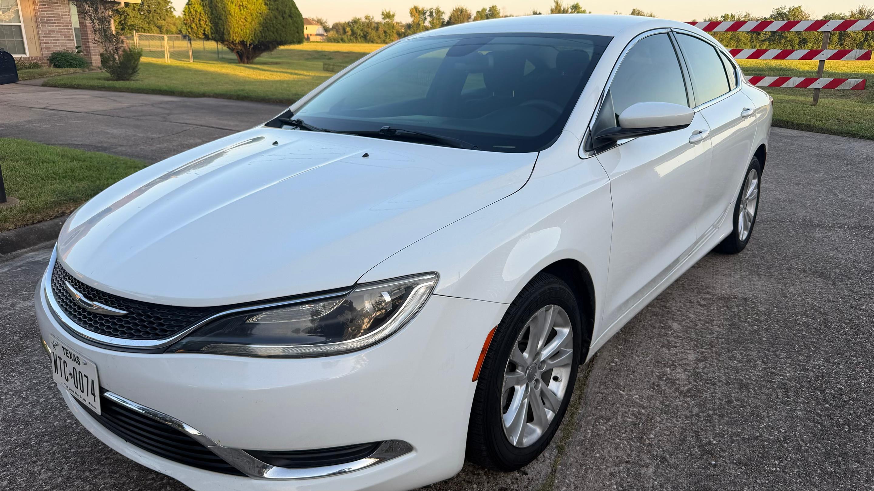 Chrysler 200 2015 in Houston, TX
