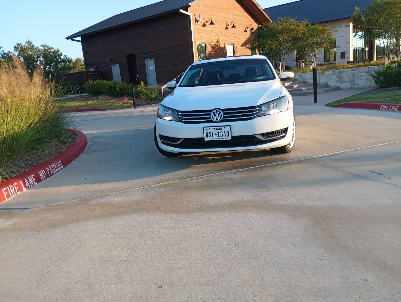 Volkswagen Passat 2014 in Richmond, TX