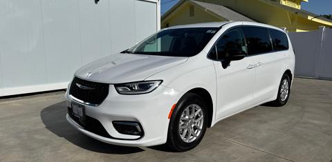 Chrysler Pacifica 2024