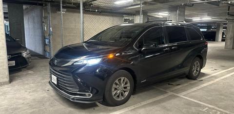 Toyota Sienna 2021