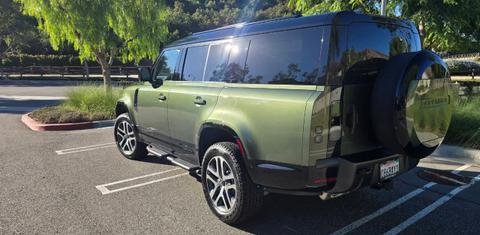 Land Rover Defender 2026