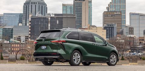 Toyota Sienna 2024