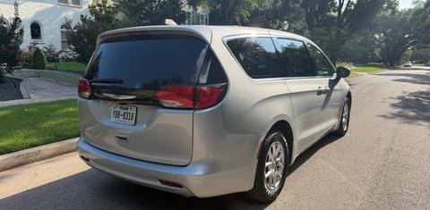 Chrysler Voyager 2023