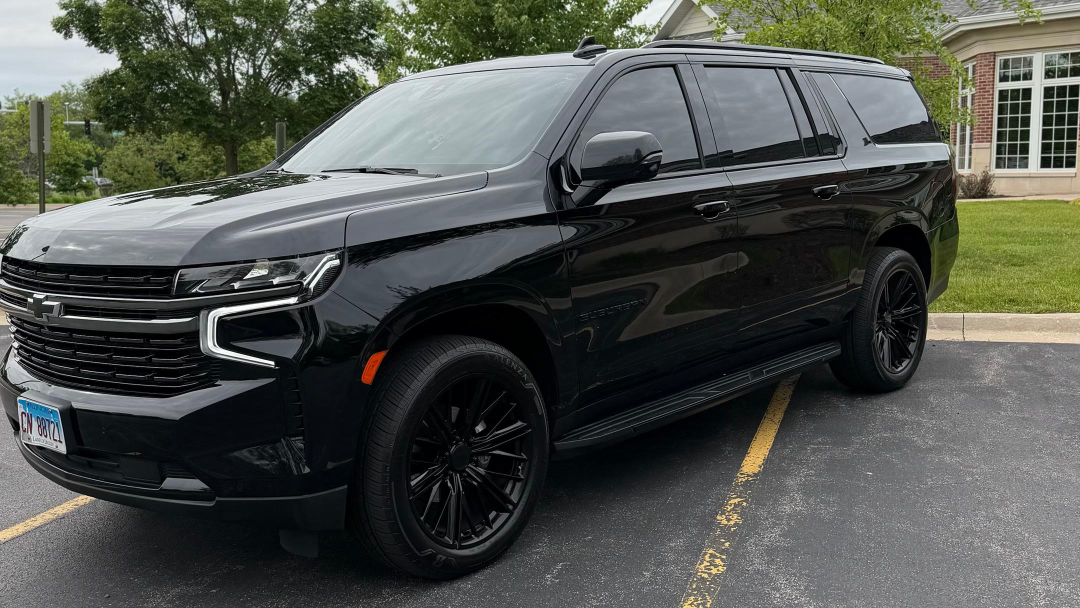 Chevrolet Suburban 2021 in 