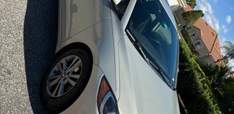 Hyundai Elantra 2018