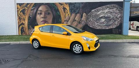Toyota Prius c 2015
