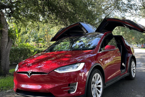 Tesla Model X 2019 in Richmond