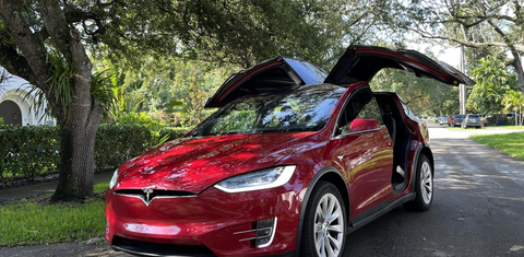 Tesla Model X 2019