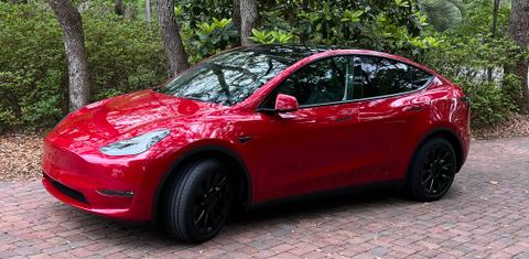 Tesla Model Y 2023