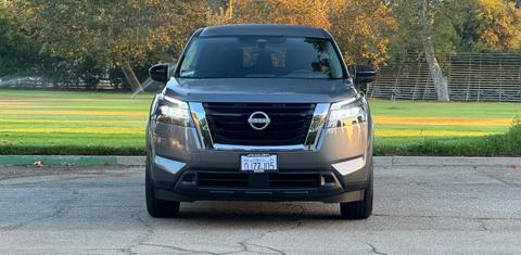 Nissan Pathfinder 2024