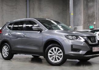 Nissan X-Trail car