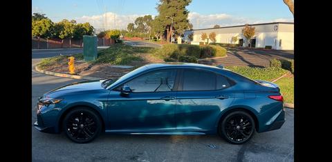 Toyota Camry Hybrid 2025