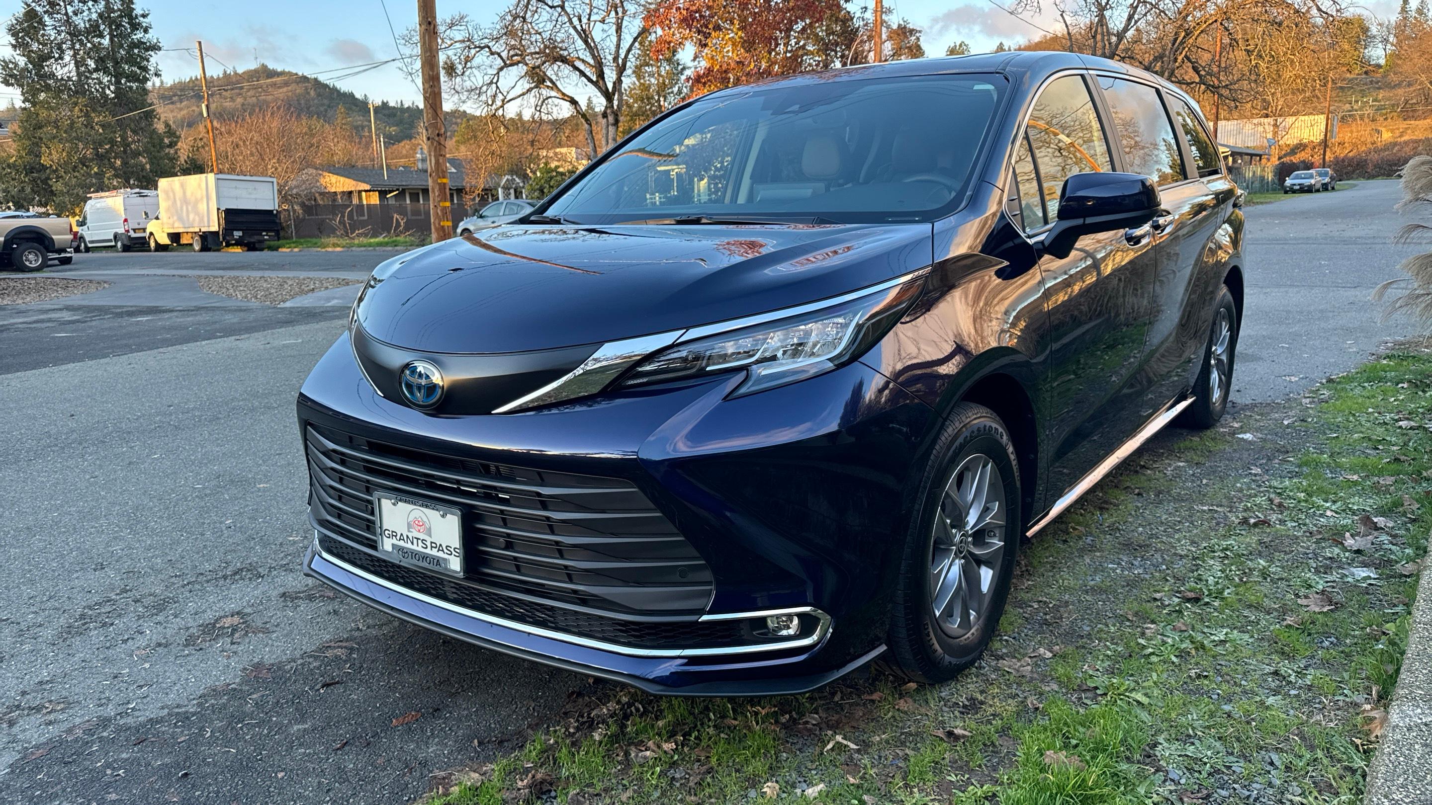 Toyota Sienna 2023 in 