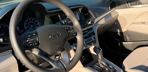Hyundai Elantra 2020