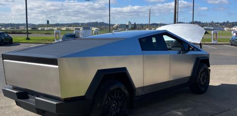 Tesla Cybertruck 2024