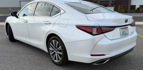 Lexus ES 2019
