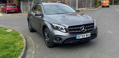 Mercedes-Benz GLA-Class 2019
