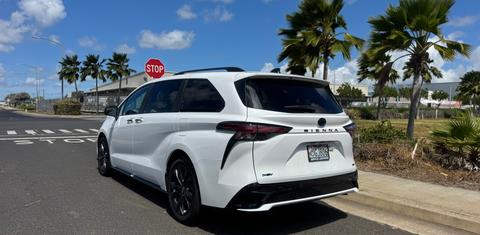 Toyota Sienna 2025