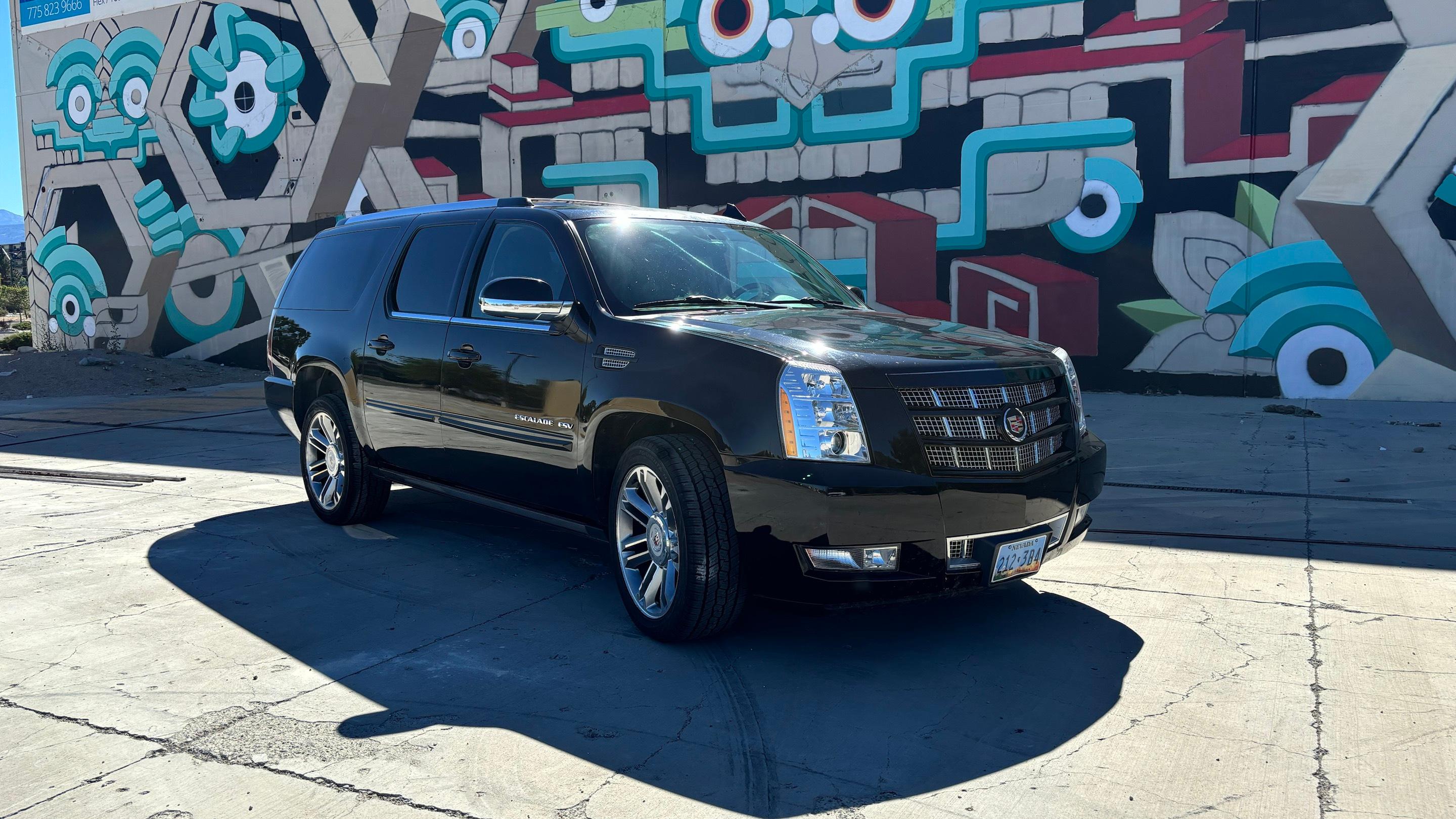 Cadillac Escalade ESV 2014 in 