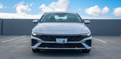 Hyundai Elantra 2024