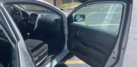 Nissan Versa 2019