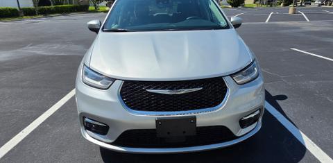 Chrysler Pacifica 2023