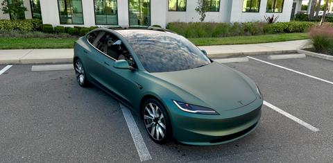 Tesla Model 3 2024